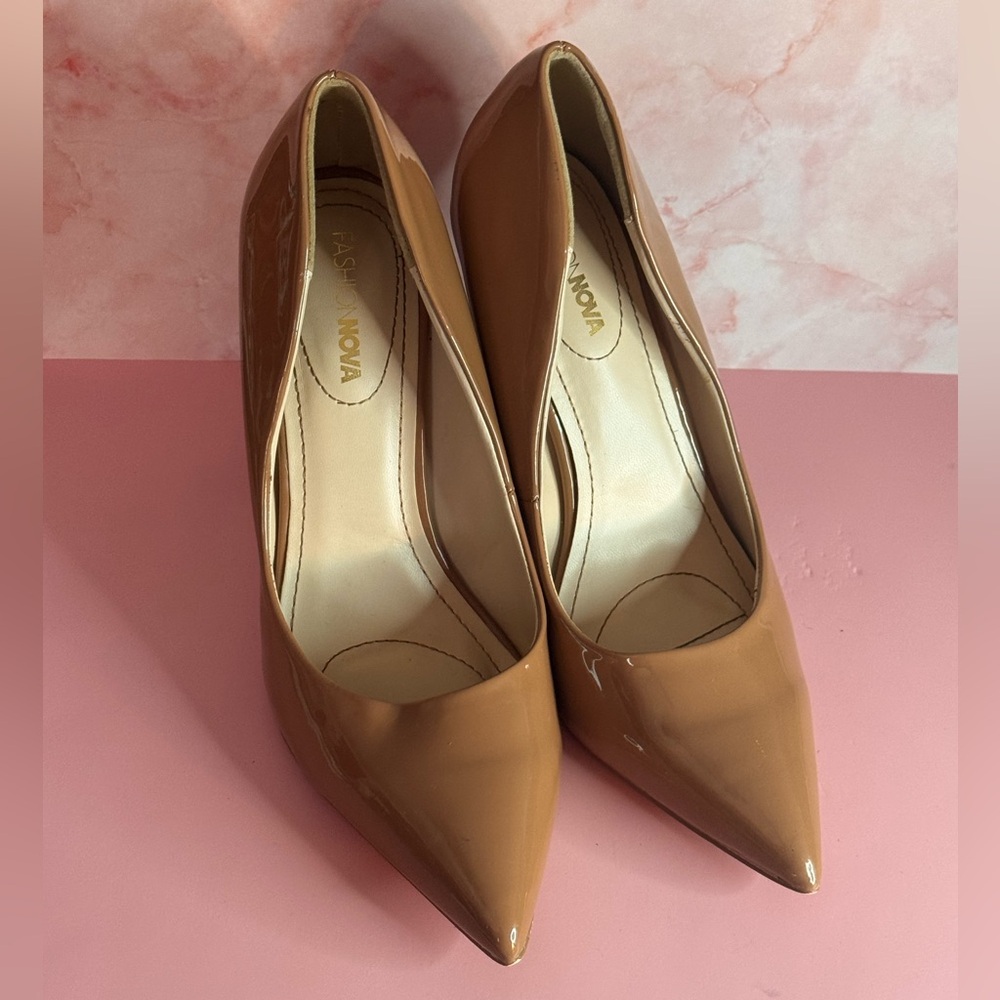 Fashion Nova Women's Brown Heels
